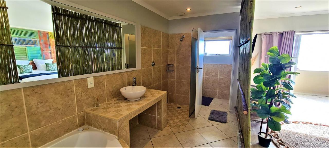 African Groove Camps Bay Кейптаун Екстериор снимка