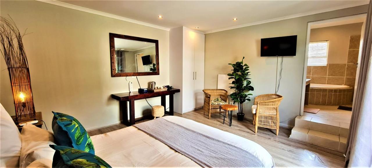 African Groove Camps Bay Кейптаун Екстериор снимка