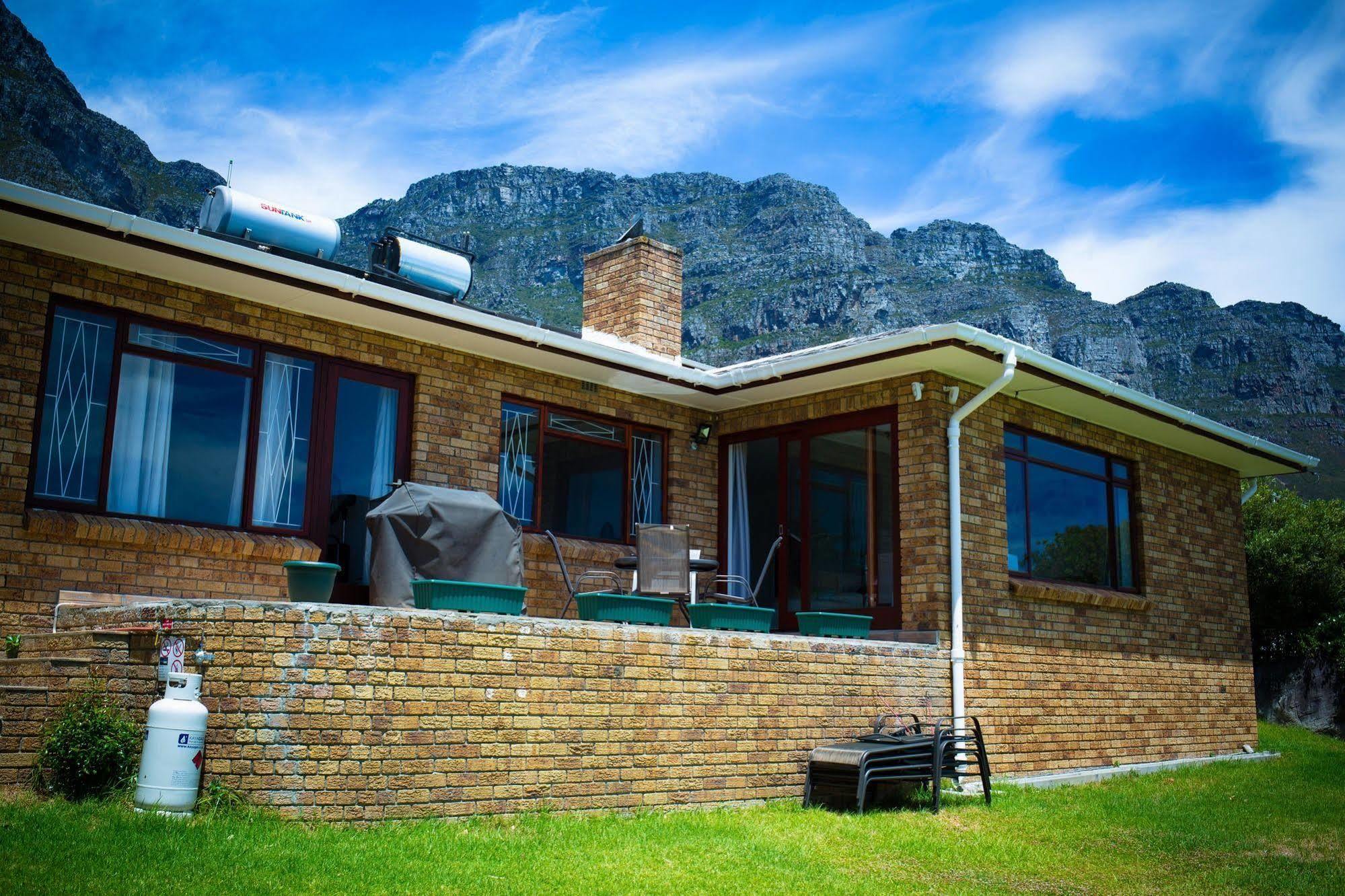 African Groove Camps Bay Кейптаун Екстериор снимка